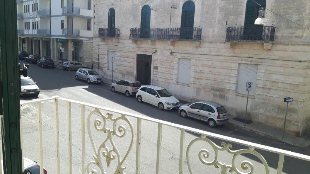 Nonna Nella Casa In Centro Apartment Ostuni Bagian luar foto