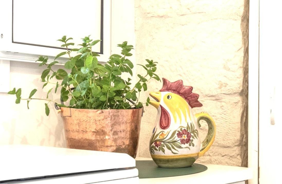 Nonna Nella Casa In Centro Apartment Ostuni Bagian luar foto
