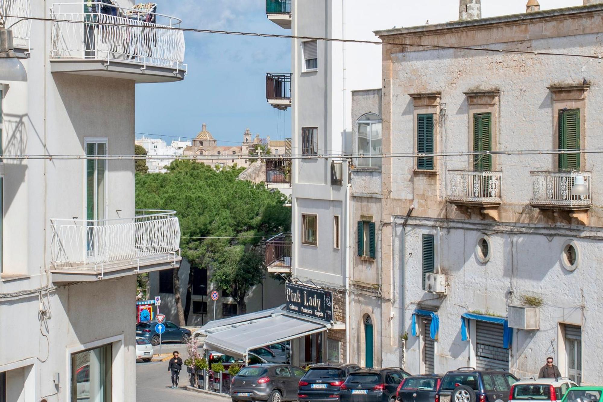 Nonna Nella Casa In Centro Apartment Ostuni Bagian luar foto